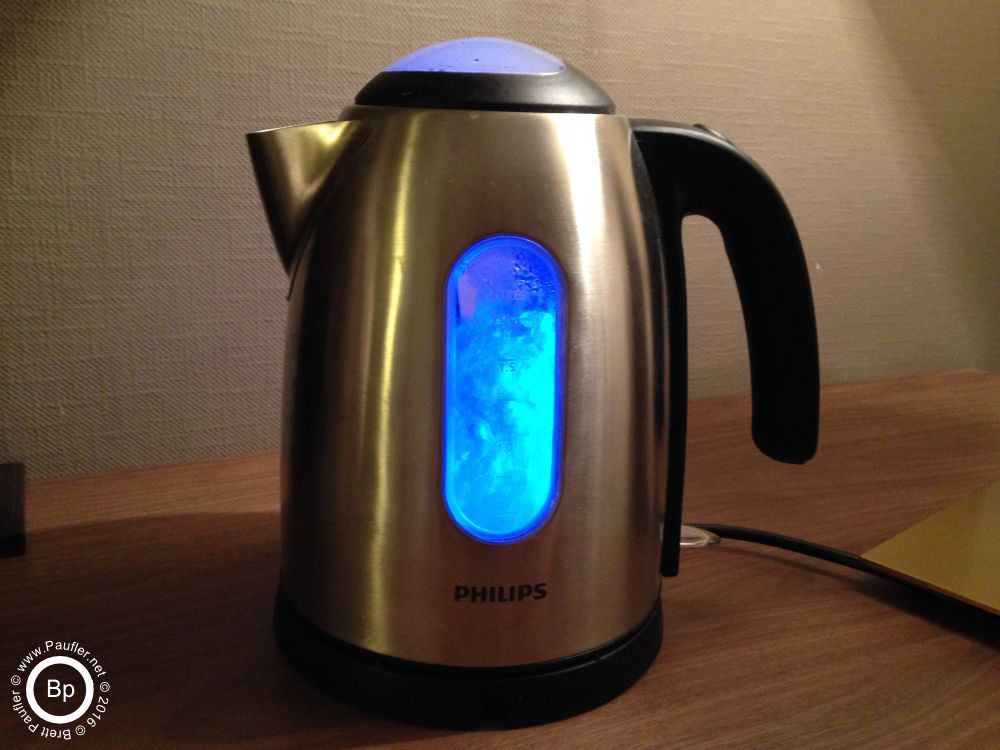 a watched kettle may not boil, but that does not mean one cannot take of picture of it