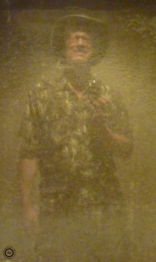 I think this was taken downtown Honolulu in the lobby of the building that holds the art museum, they have old time mirrors there, or maybe I am off by an island or two