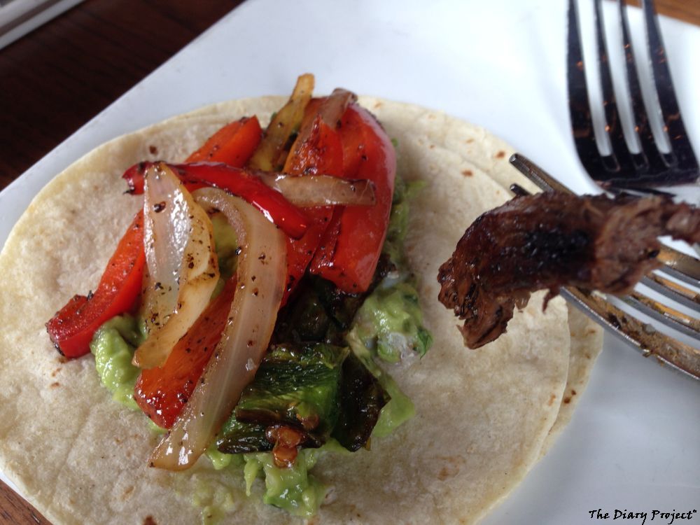 the assembled crew on corn tortillas, which usually I do not care for, but which worked for this dish, which is another way of saying how wonderful the stir fry fajitas were, very good, and the guacamole base, sans crab, was very smooth, touch of lime, if my tastebuds do not deceive me