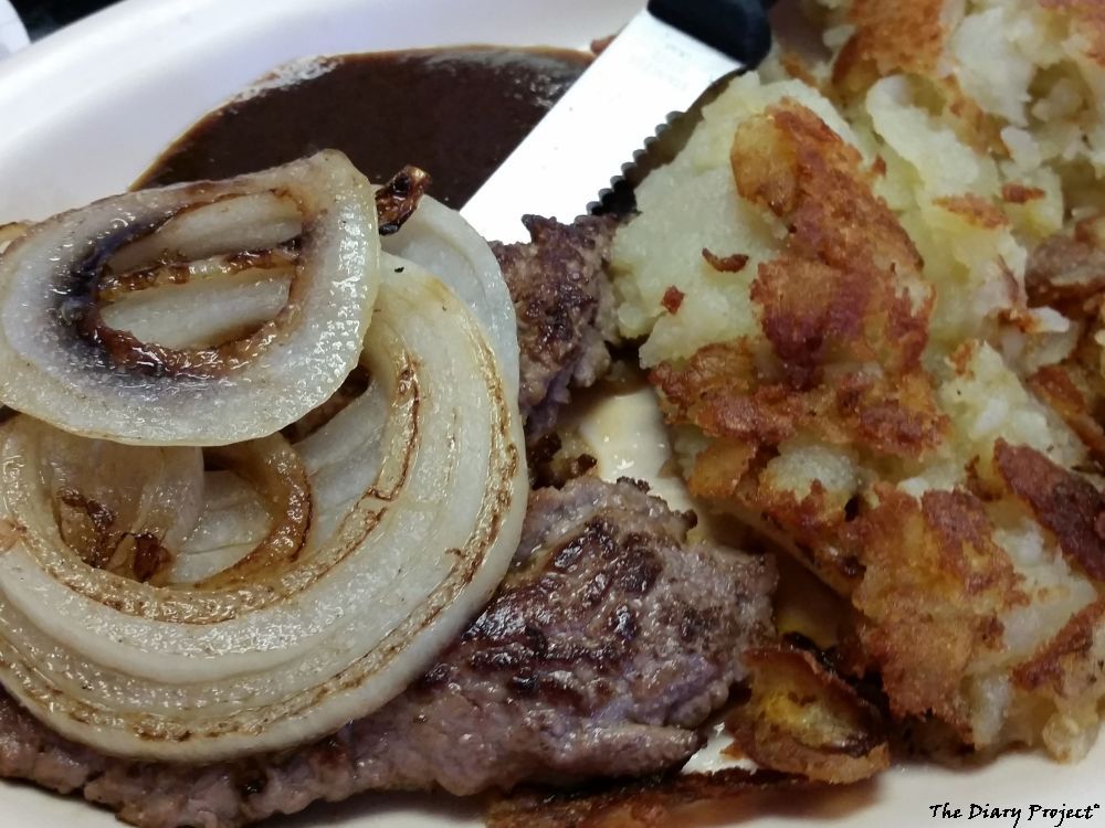 Steak is what is for lunch, steak and hash browns, much better than the ones I had had a few days before, sort of small bit of steak, will always wonder if I should have gotten the steak and eggs, basically, the one came with onions, and the other eggs, still, good hash browns