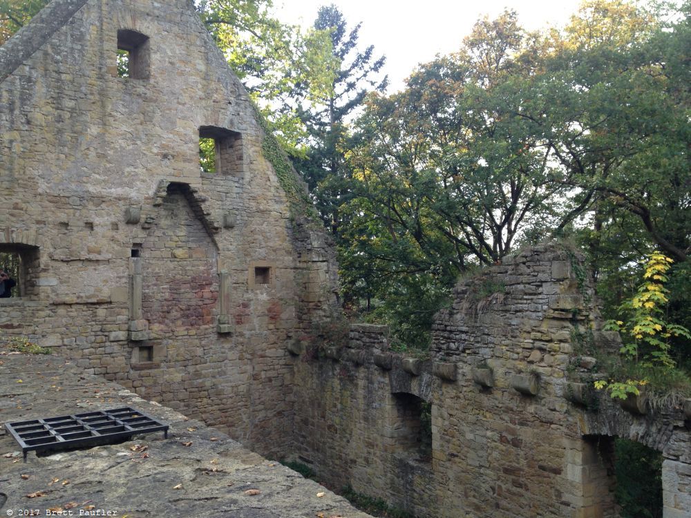 Ruins, some nun lived here, the main church, they had two workers clearing off vines, restoring the place, but mostly it was do what you want, there was no easy way to get down inside, but I doubt anyone would have stopped us if the desire was there