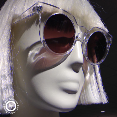 store mannequin with wig and sunglasses - blue shift push