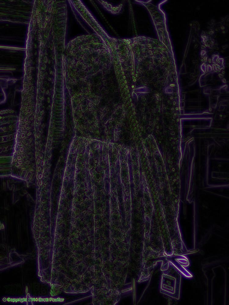 dress on Display  -- Ghostly Aura Image Effect
